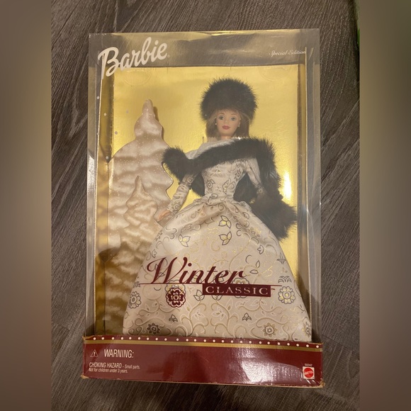 NEW, NEVER OPENED 11 Vintage Rare Barbies Bundle Lot Set From 1990’s - Picture 3 of 11